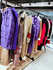 品牌折扣女裝尾貨批發 當季韓版洋氣女裝走份進貨指南